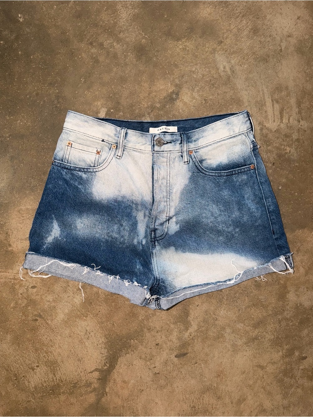 PacSun Ultra High Rise Vintage Short Button Fly Two Tone Denim Shorts Women’s 28